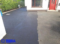 Tarmac-Driveway-with-Sealer-applied